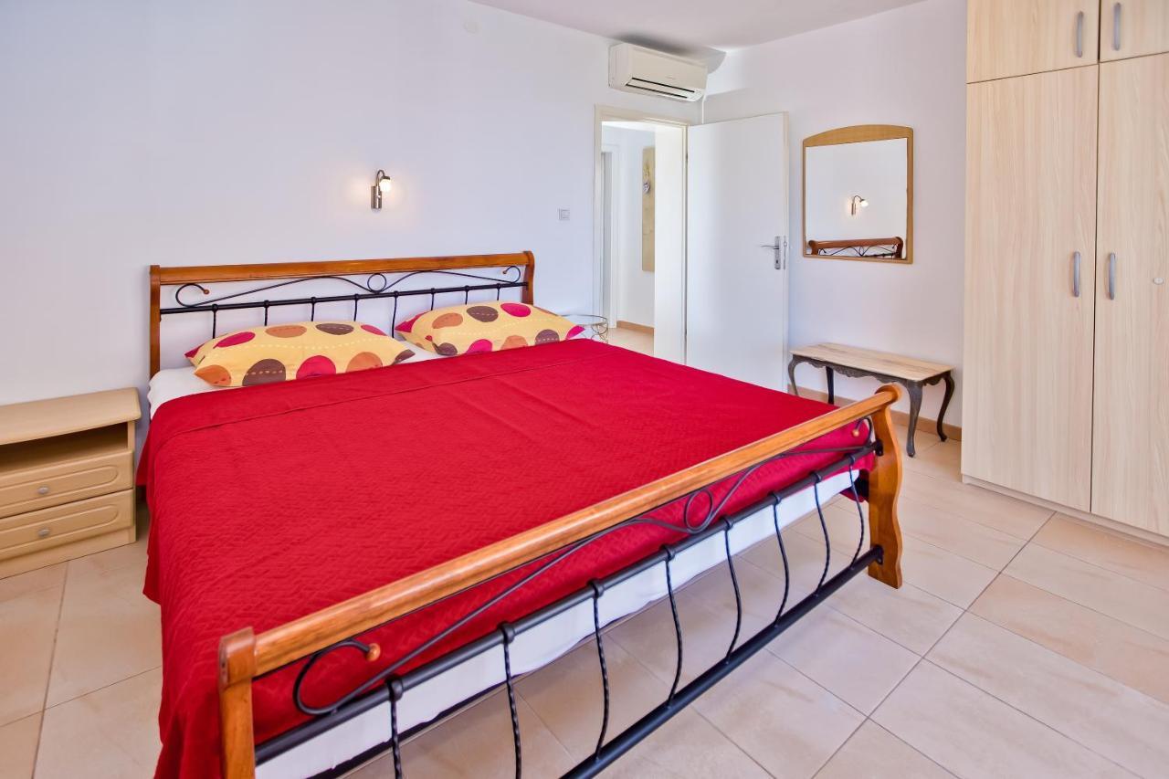 Apartments Hruban Хвар Экстерьер фото