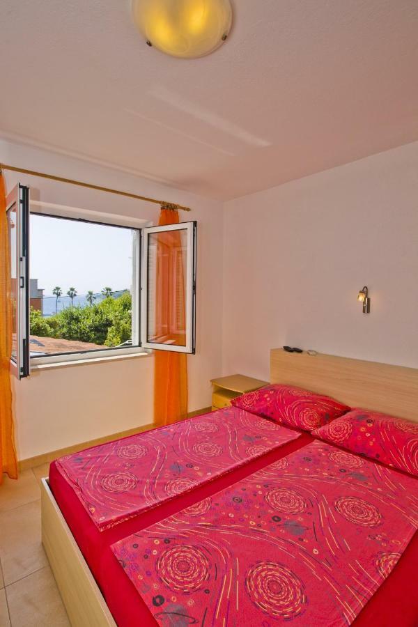 Apartments Hruban Хвар Экстерьер фото