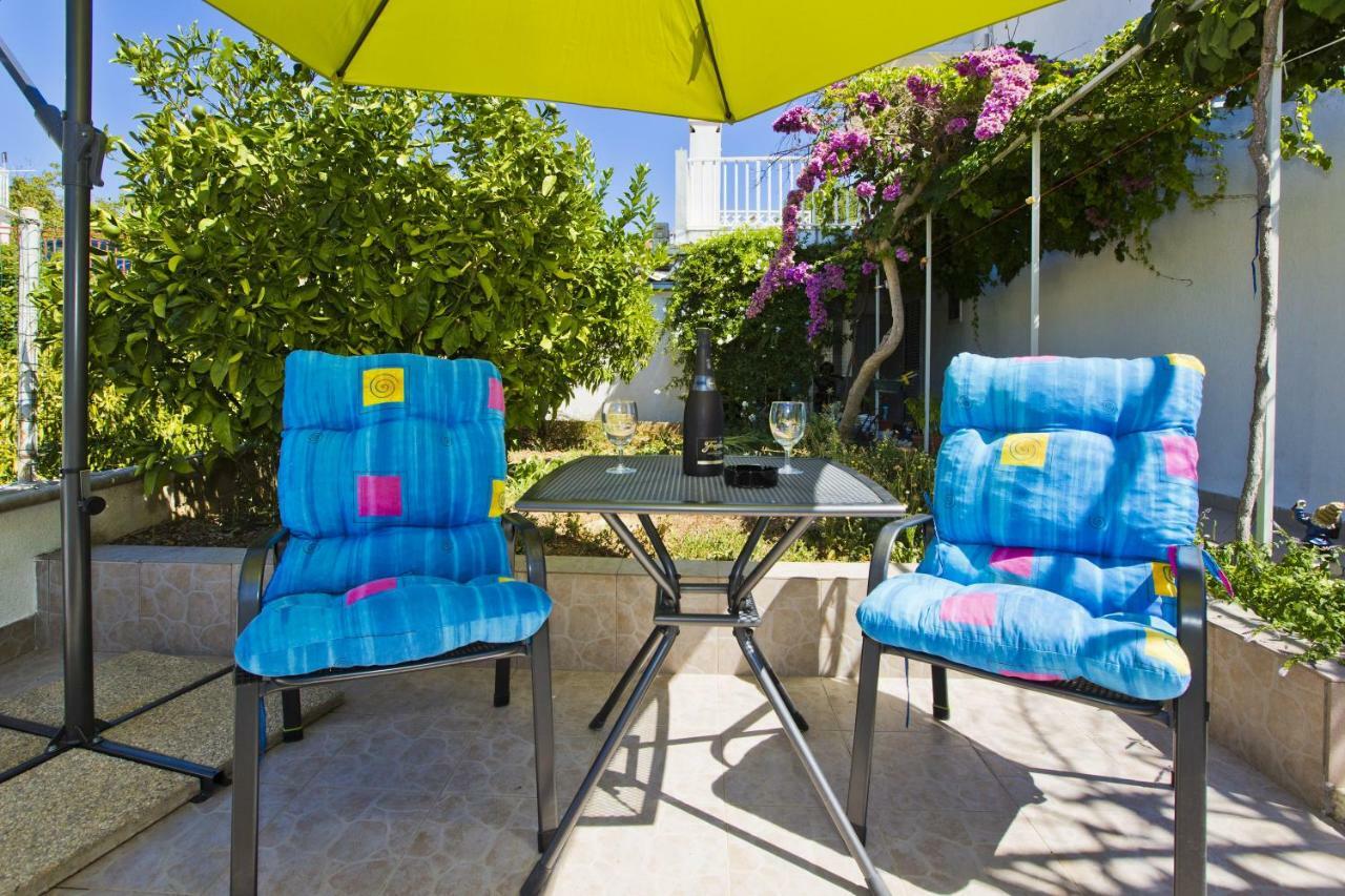 Apartments Hruban Хвар Экстерьер фото