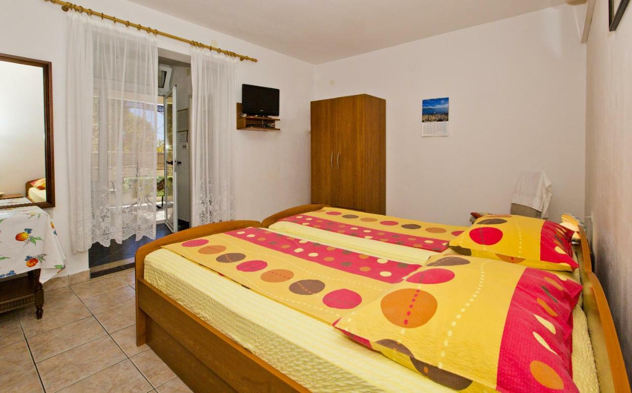 Apartments Hruban Хвар Экстерьер фото